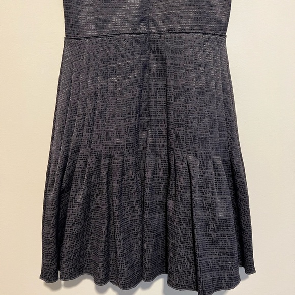 REISS Marelle Textured Pleated-Skirt Dress Women’s Size 2 - Picture 4 of 11